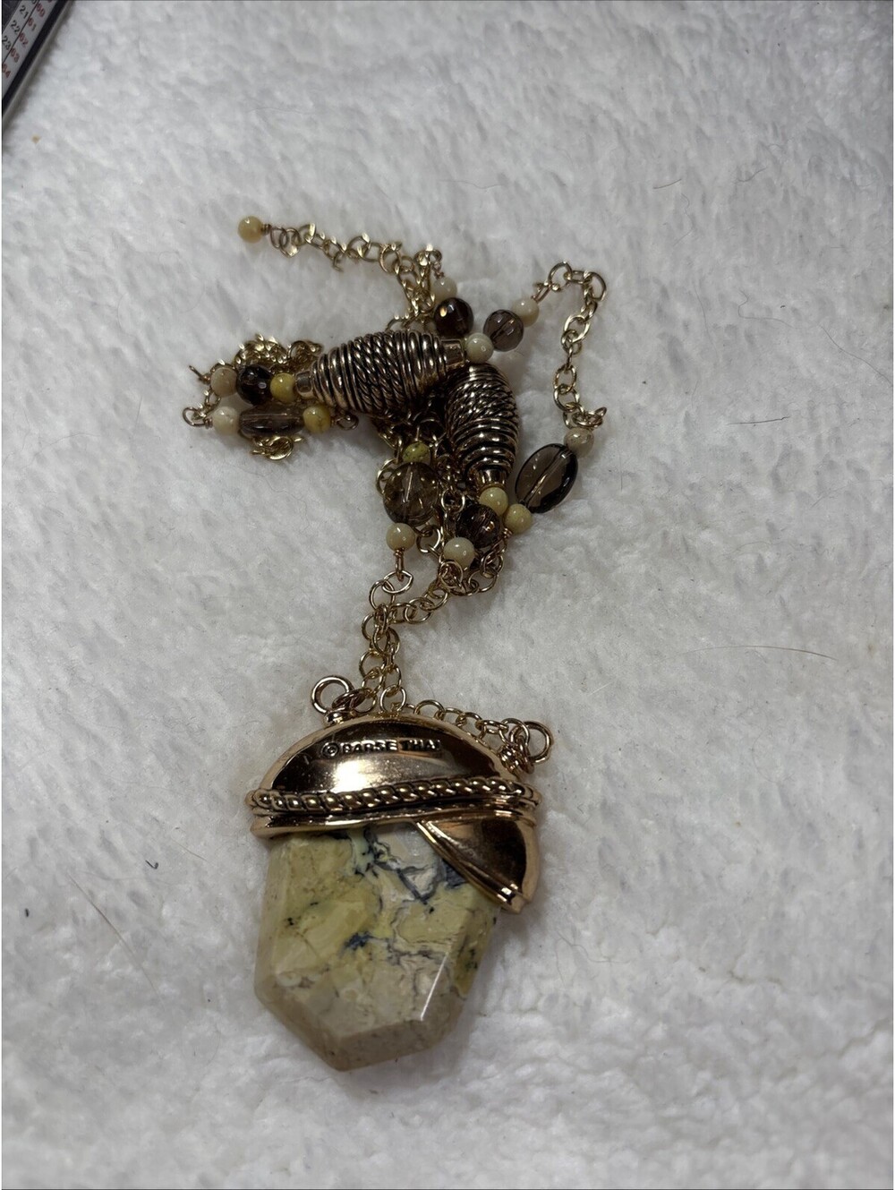 Barse tree agate goldtone stone necklace